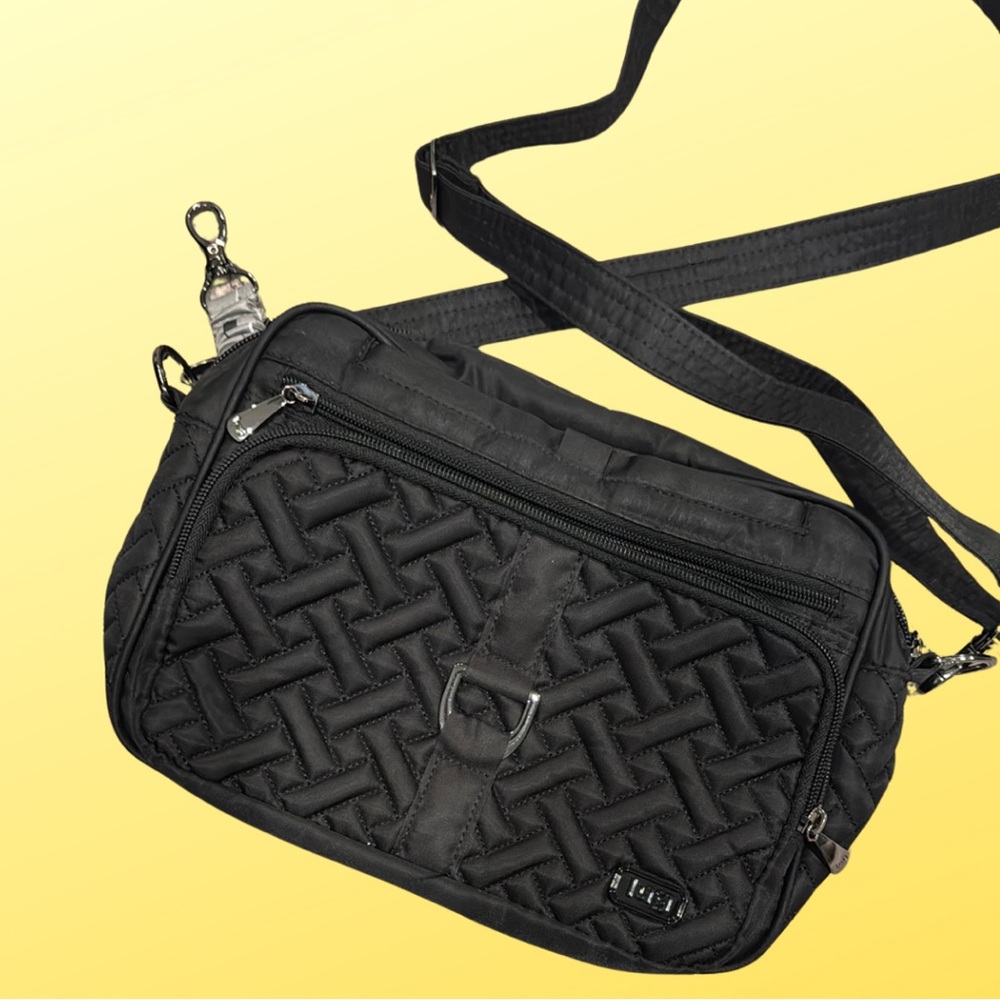 Lug Black carousel xl Crossbody Bag with Textured Design